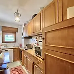 Apartament Charming Ground Floor Flat With Mountain Views *