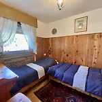 Apartament Charming Ground Floor Flat With Mountain Views Cortina dʼAmpezzo