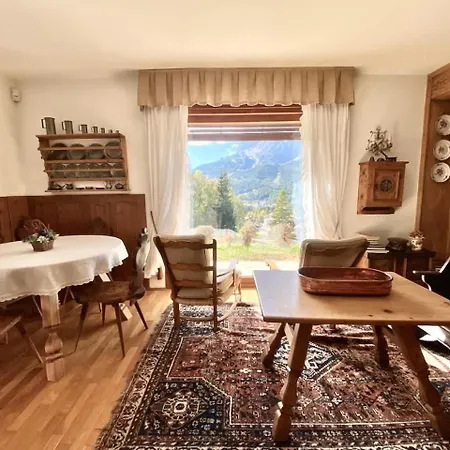 Charming Ground Floor Flat With Mountain Views Cortina d'Ampezzo