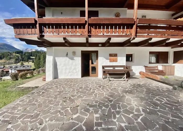 Apartament Charming Ground Floor Flat With Mountain Views Cortina dʼAmpezzo