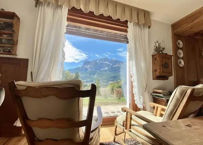 Apartament Charming Ground Floor Flat With Mountain Views