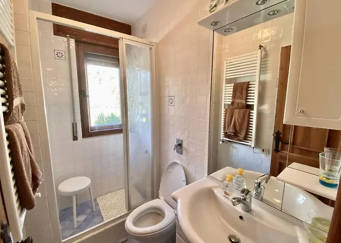 Apartament Charming Ground Floor Flat With Mountain Views *