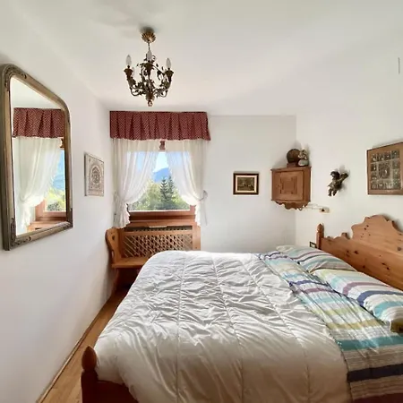 Charming Ground Floor Flat With Mountain Views Cortina dʼAmpezzo