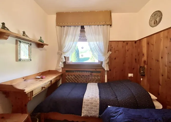 Charming Ground Floor Flat With Mountain Views * Cortina dʼAmpezzo